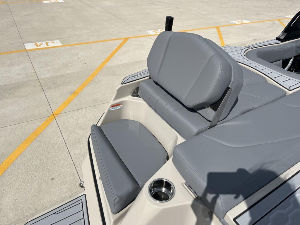 2025 MasterCraft XT20