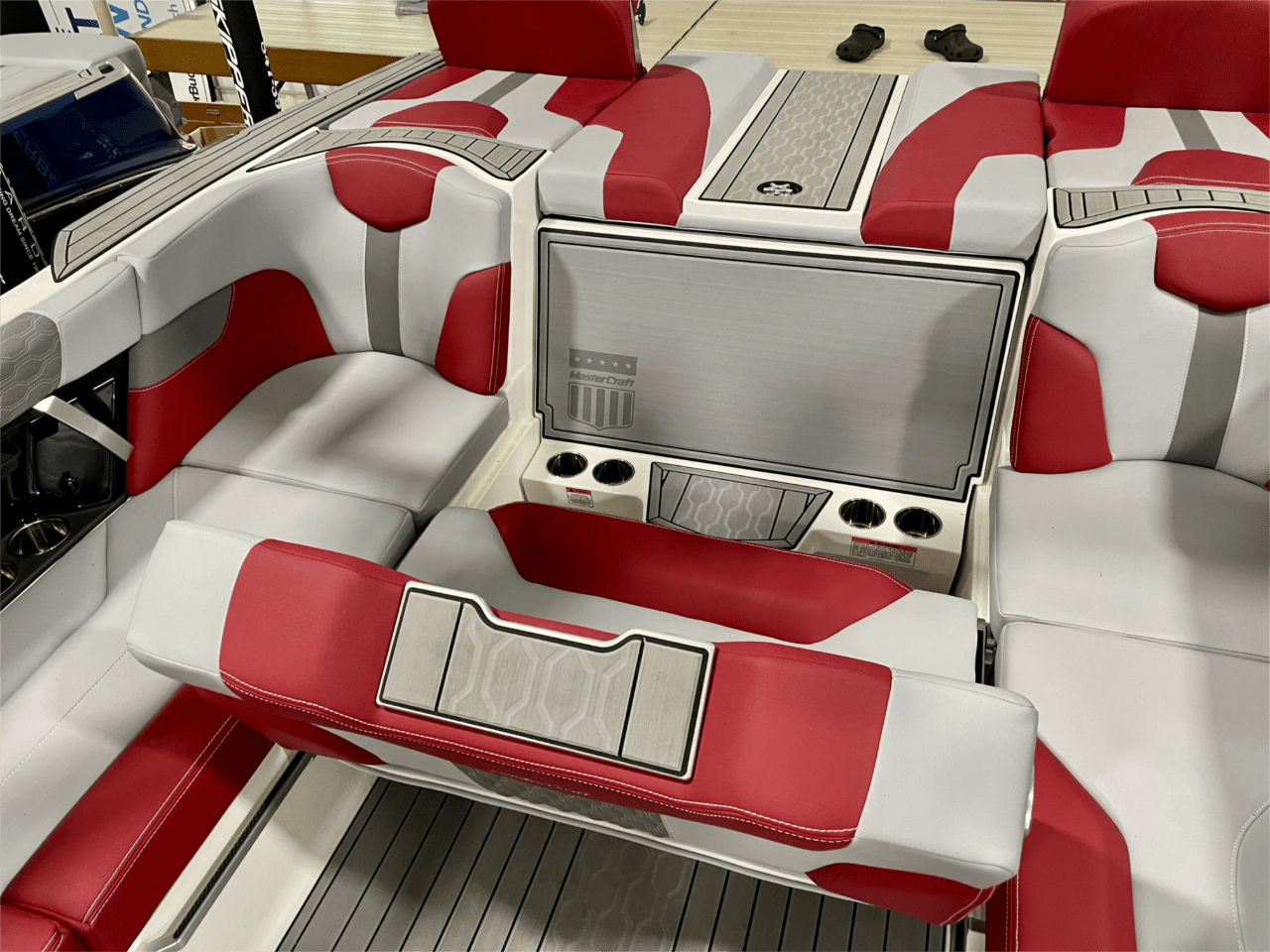 2023 MasterCraft XT-23 | 209127