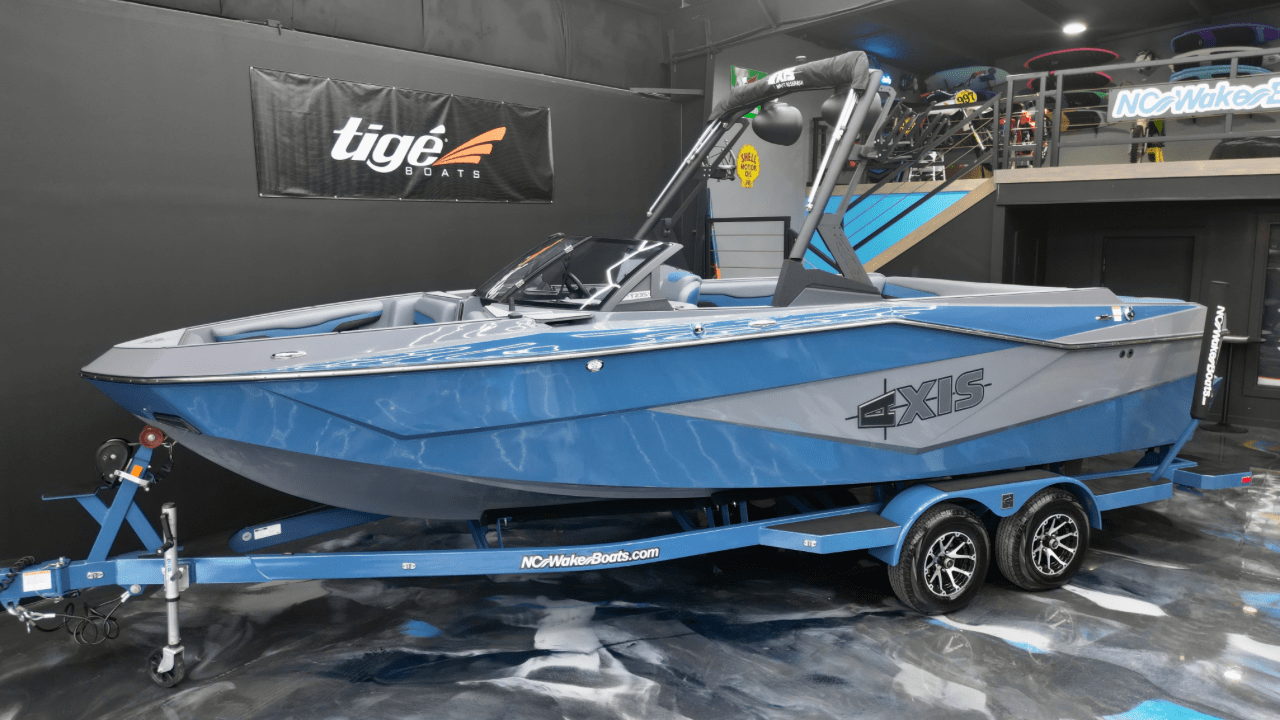 2023 Axis T235