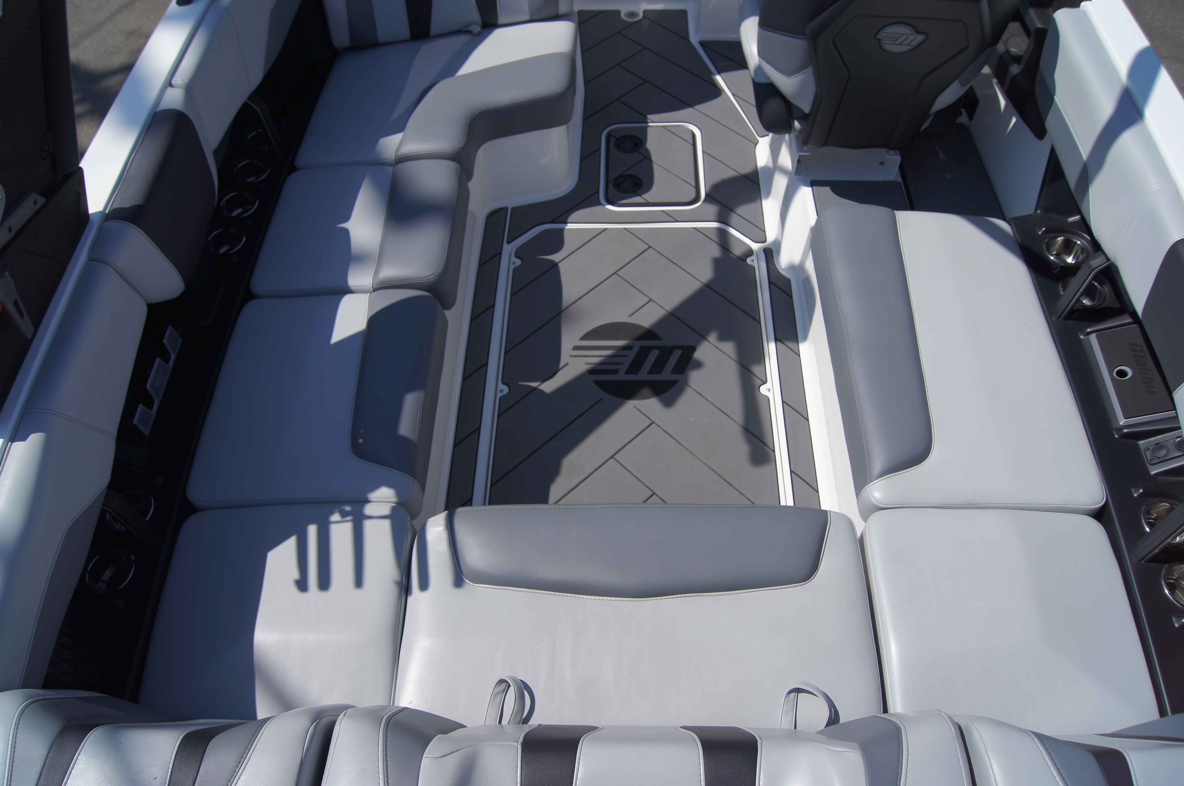 2023 MALIBU 22LSV