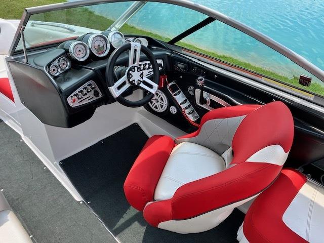 2011 MasterCraft X2