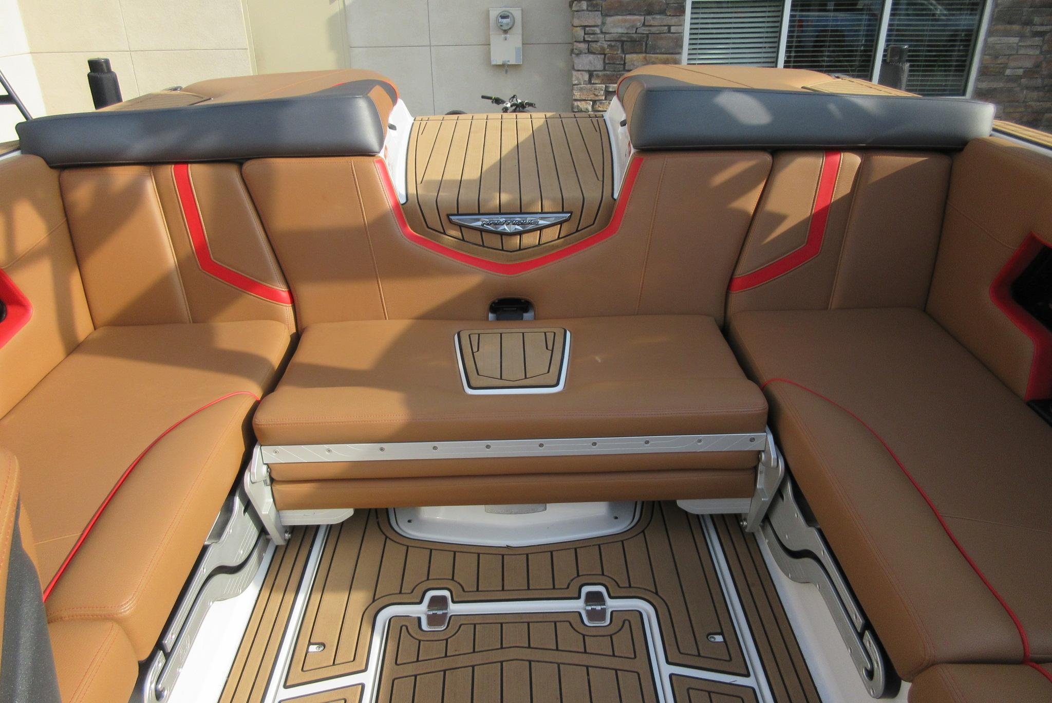 2019 Nautique Super Air G21