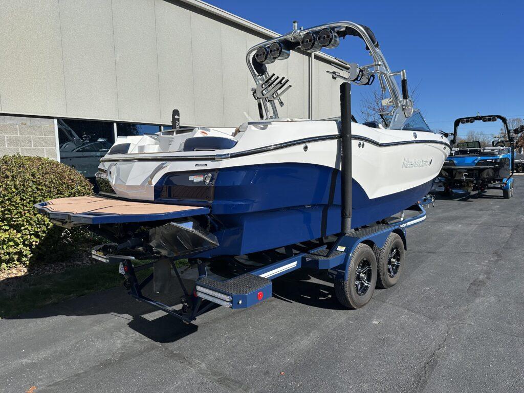 2021 MasterCraft X24