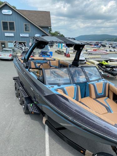 boat.Title