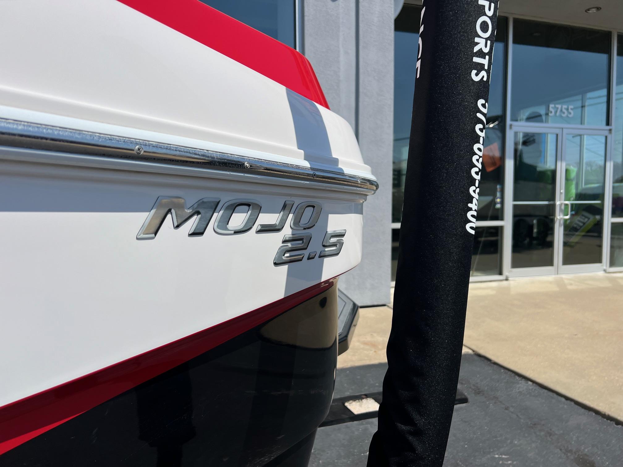 2013 MOOMBA MOJO 2.5 W/SURF SYSTEM AND XXL BALLAST SYSTEM PKG
