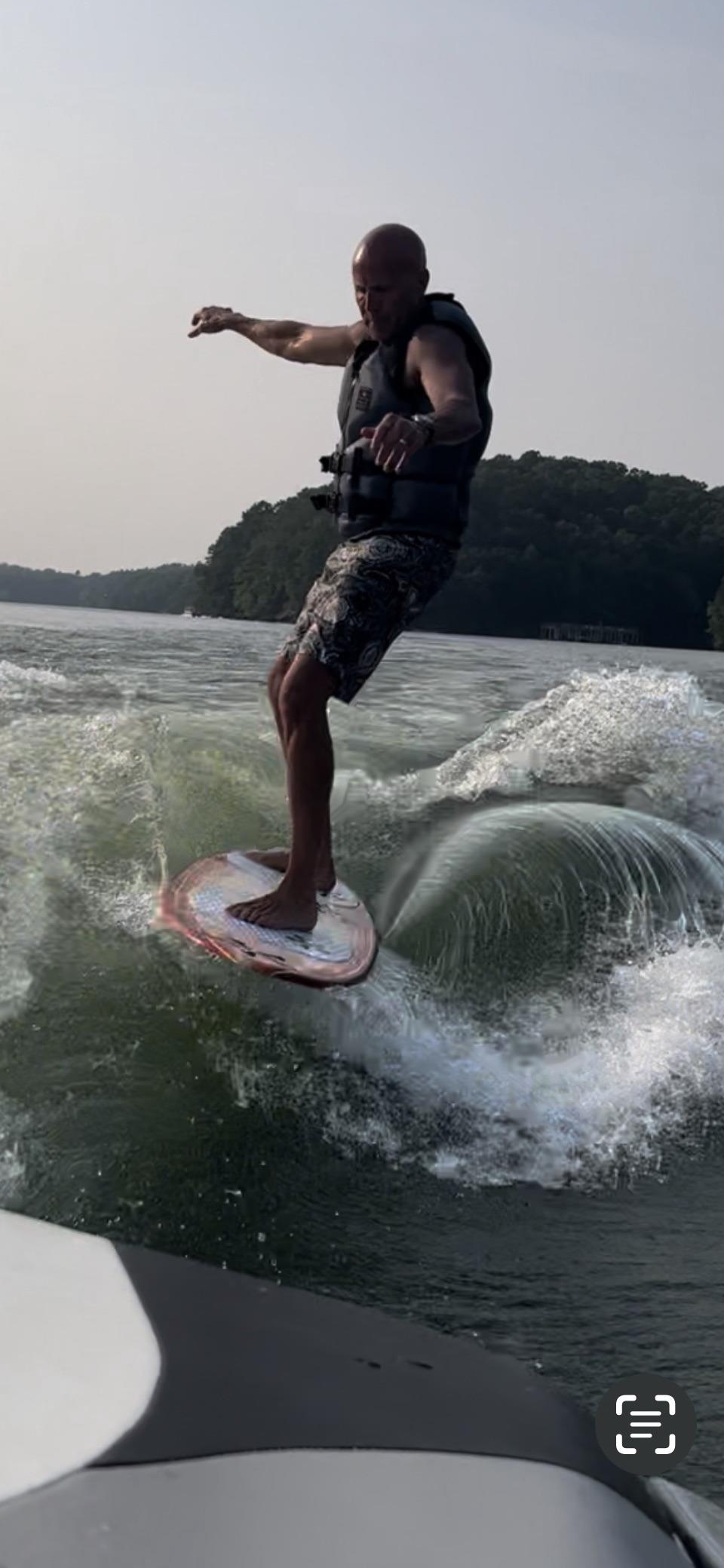 Supreme V226 Surf