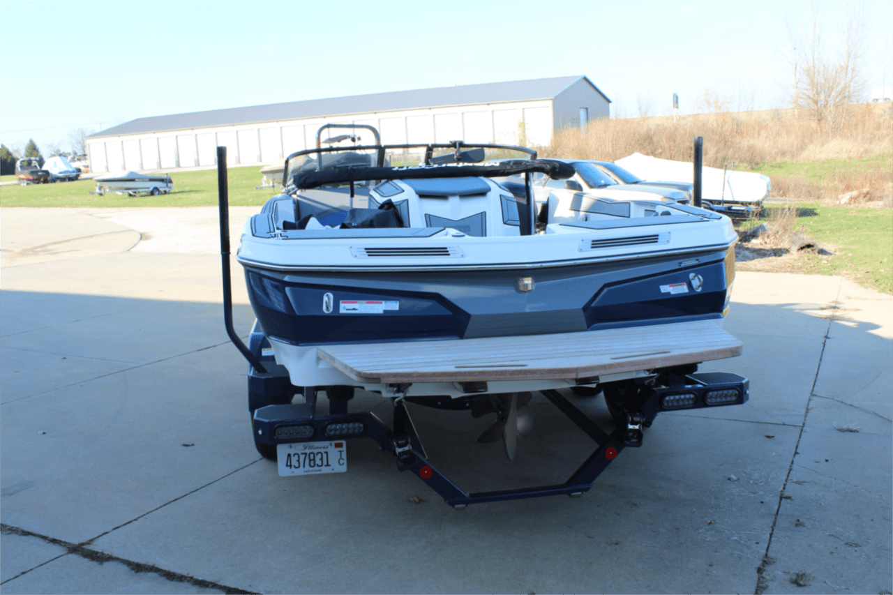 2024 Mastercraft Prostar