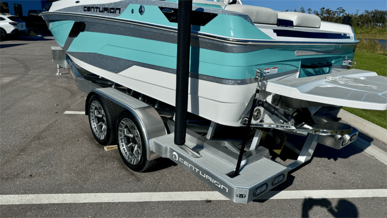 boat.Title