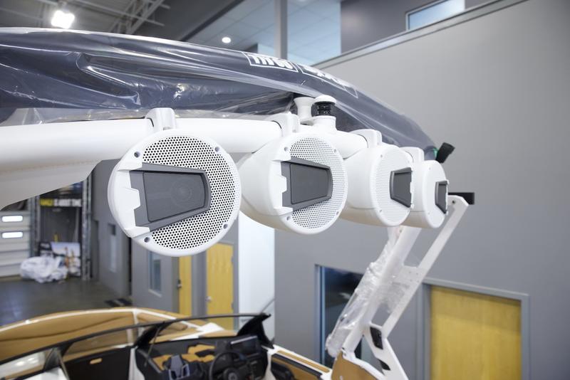 2025 Axis A225