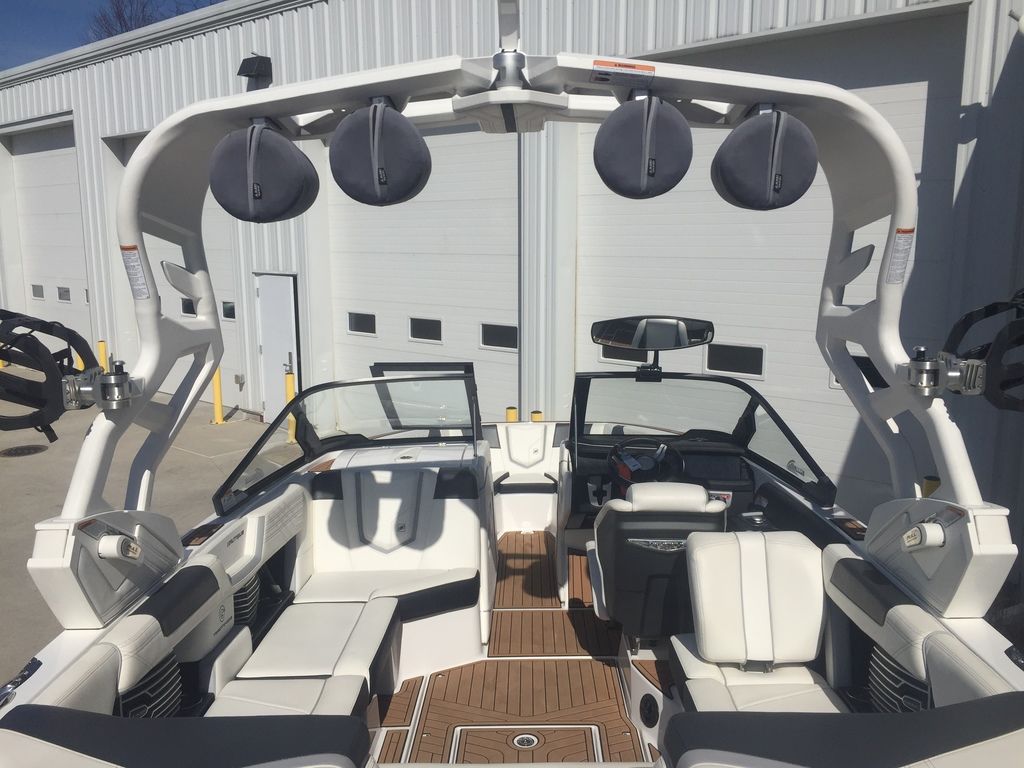 2020 Nautique Super Air Nautique G21