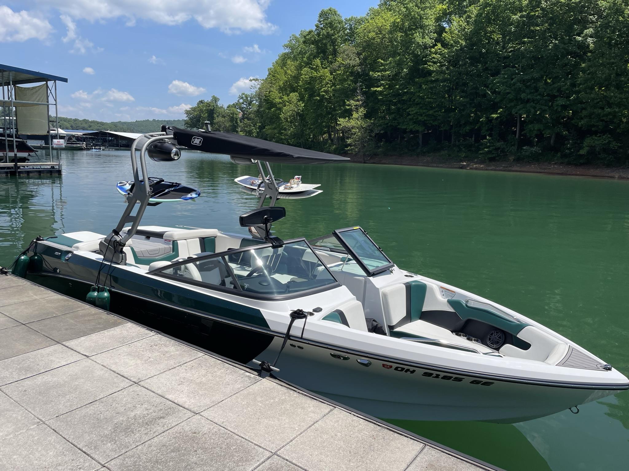 2020 Super Air Nautique 230