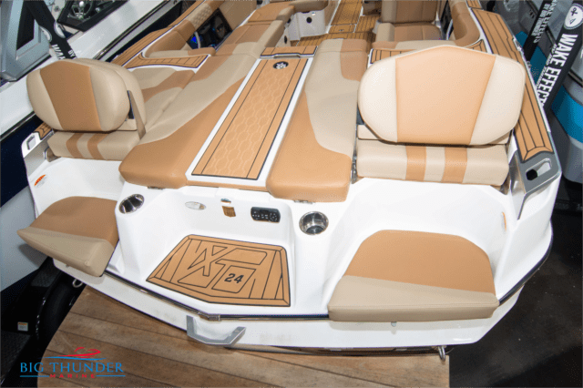 2024 MasterCraft XT24