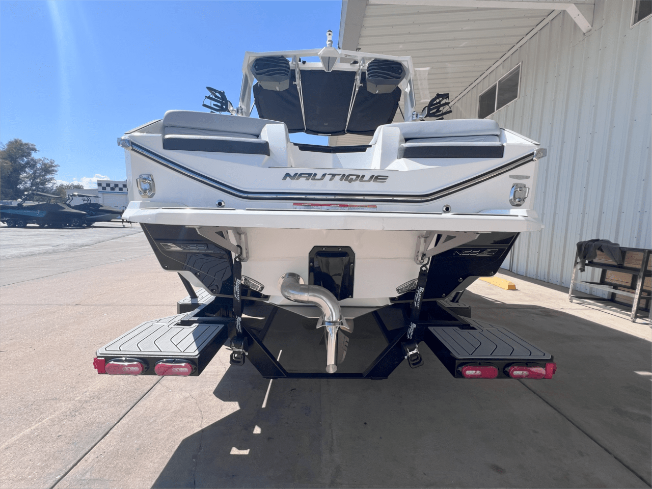 2025 Nautique G21