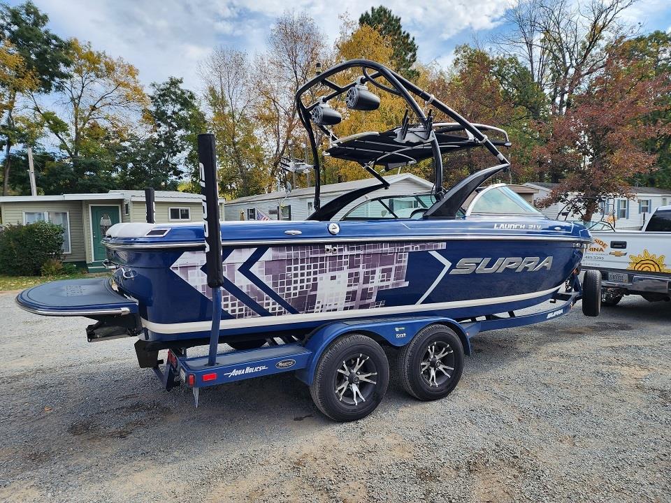 2012 Supra Launch 21 with Boatmate Trailer