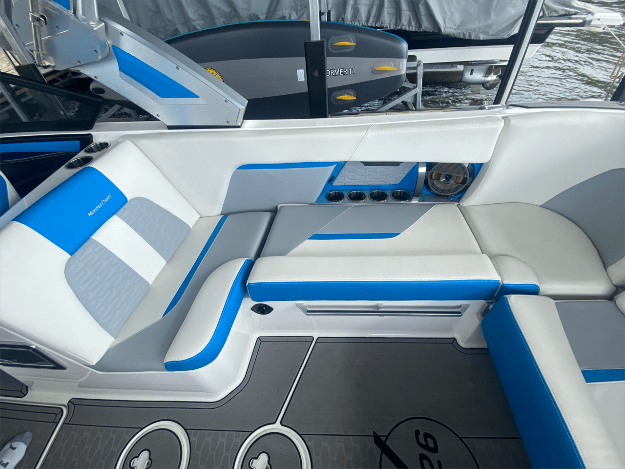 2022 MasterCraft X26