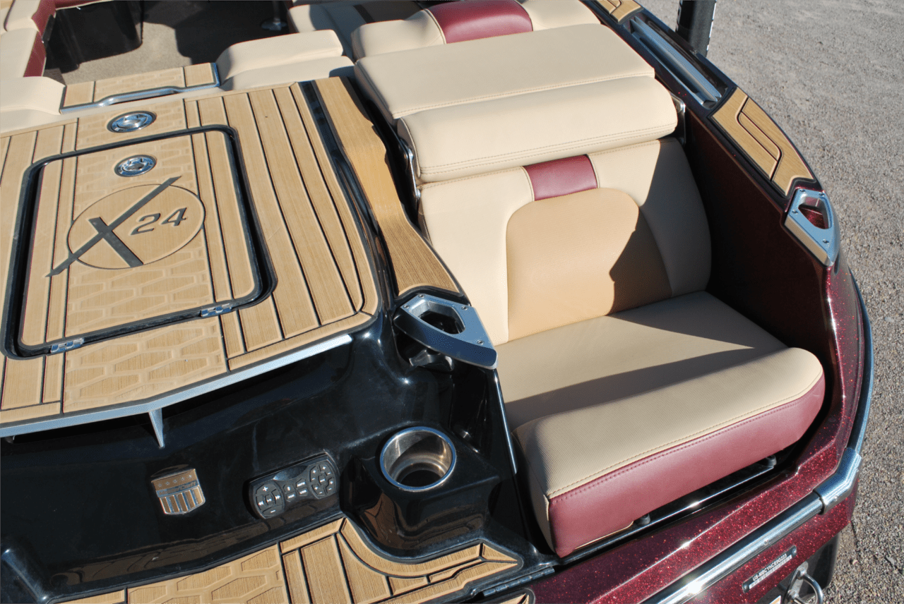 2023 MasterCraft X24