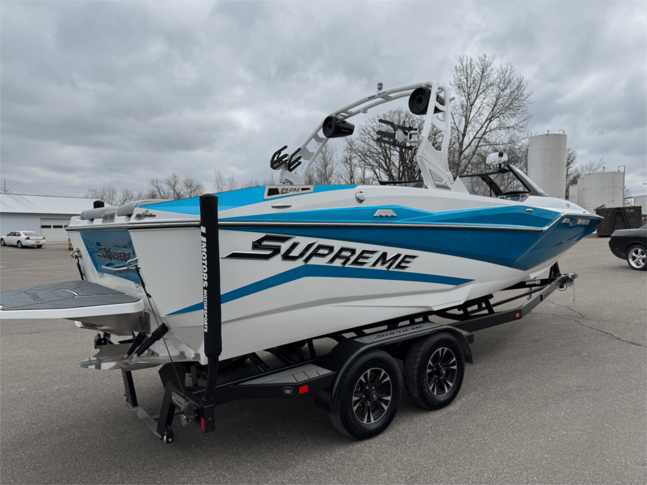 boat.Title