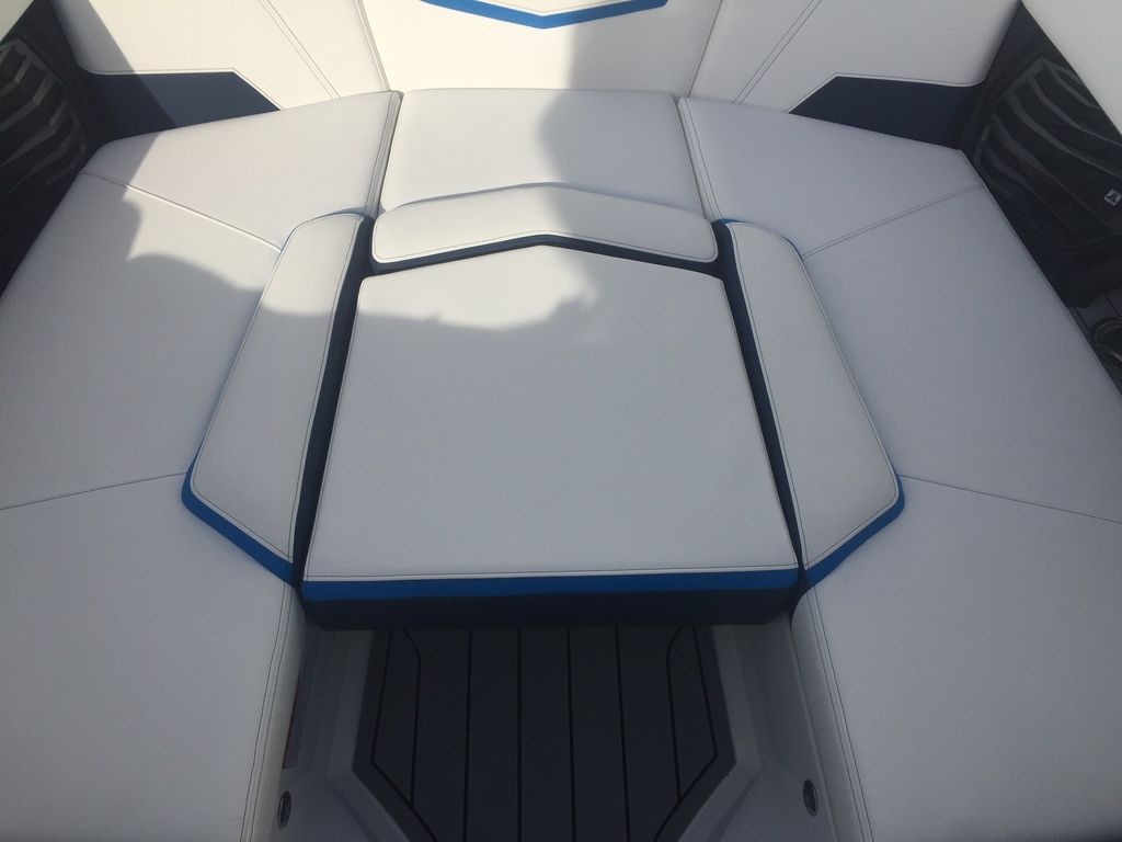 2025 Nautique Super Air Nautique G23