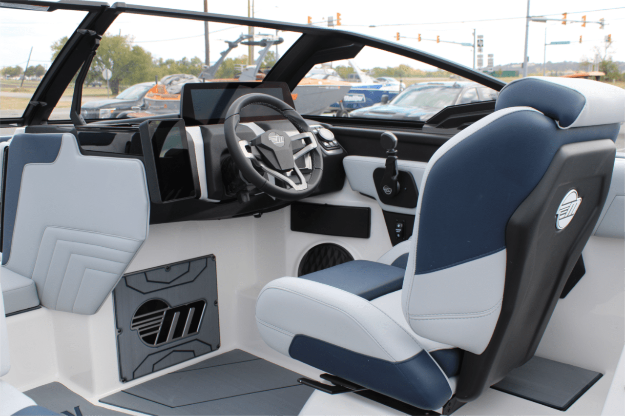 2025 Malibu 25 LSV