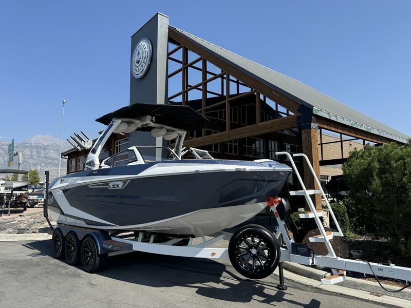 boat.Title