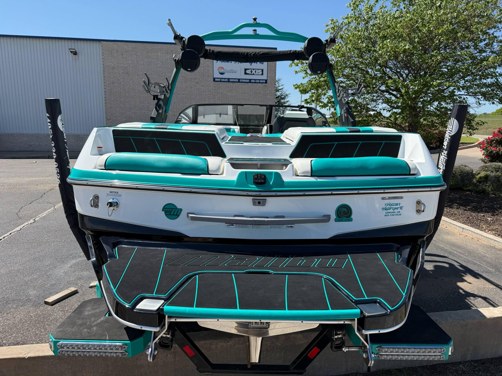 LIKE NEW 2023 Malibu 23LSV