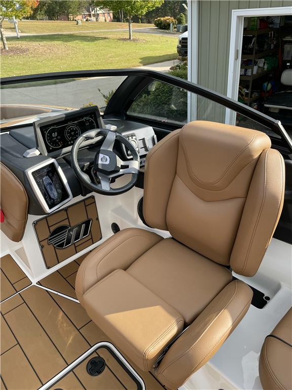 2022 Malibu 23 MXZ