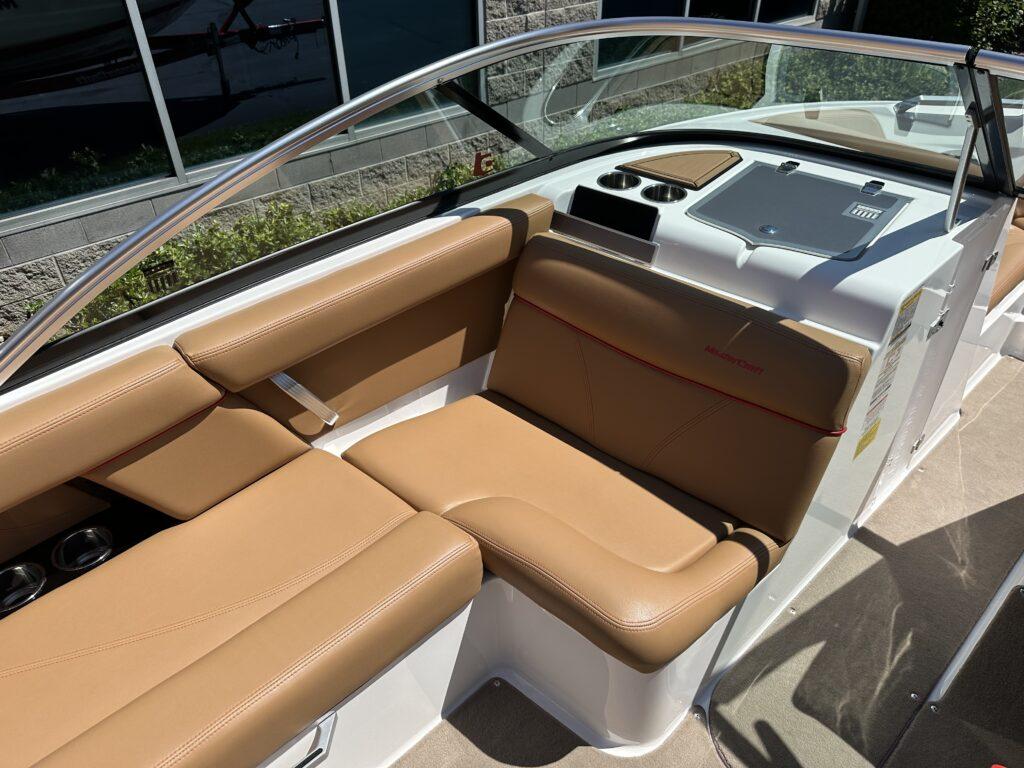 2019 MasterCraft XT21
