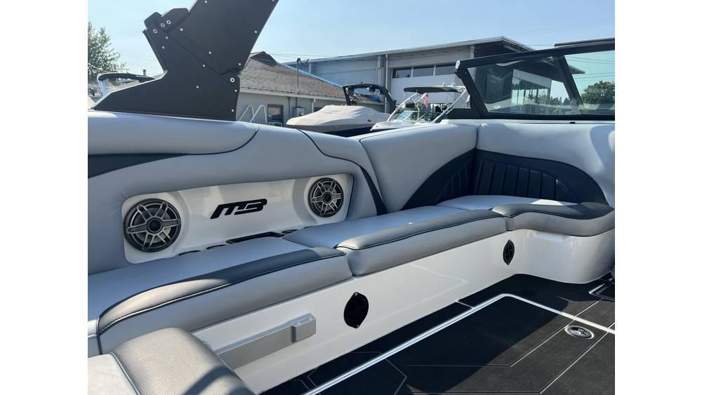 2022 MB Sports B52 23 Alpha