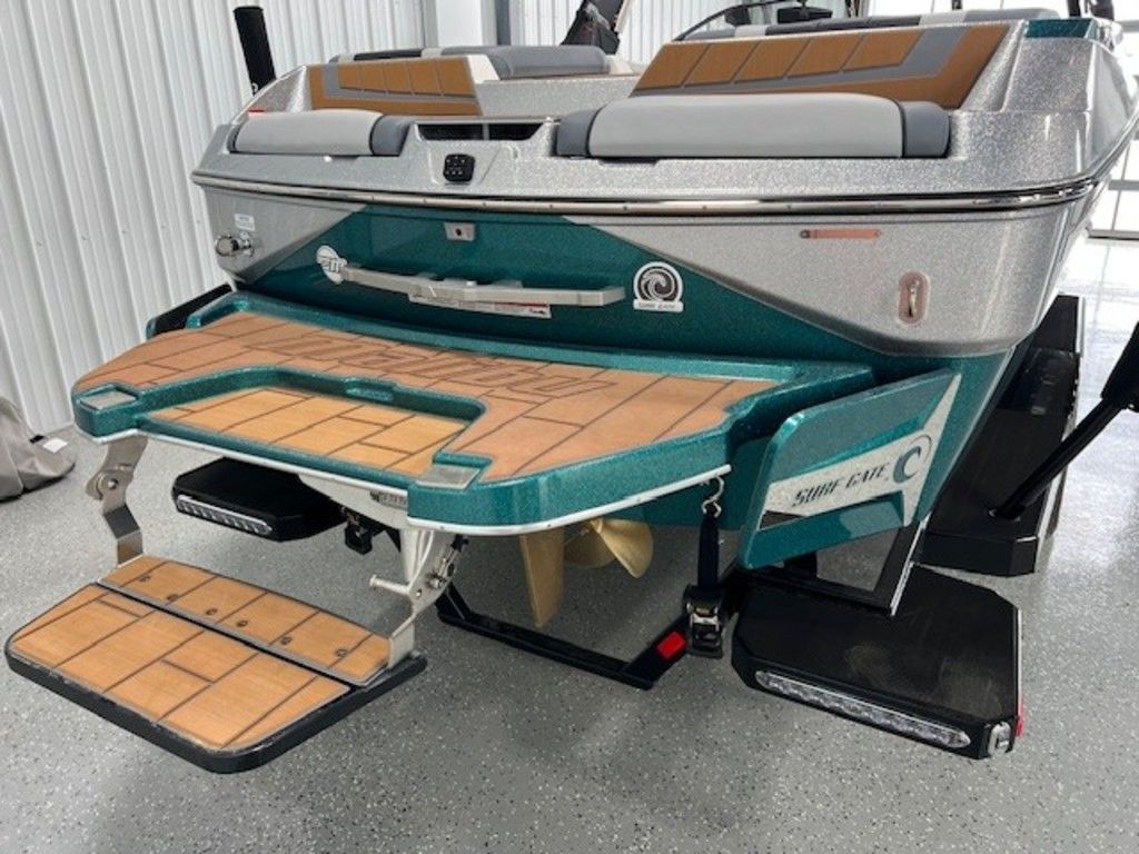 2024 Malibu Boats 24 MXZ