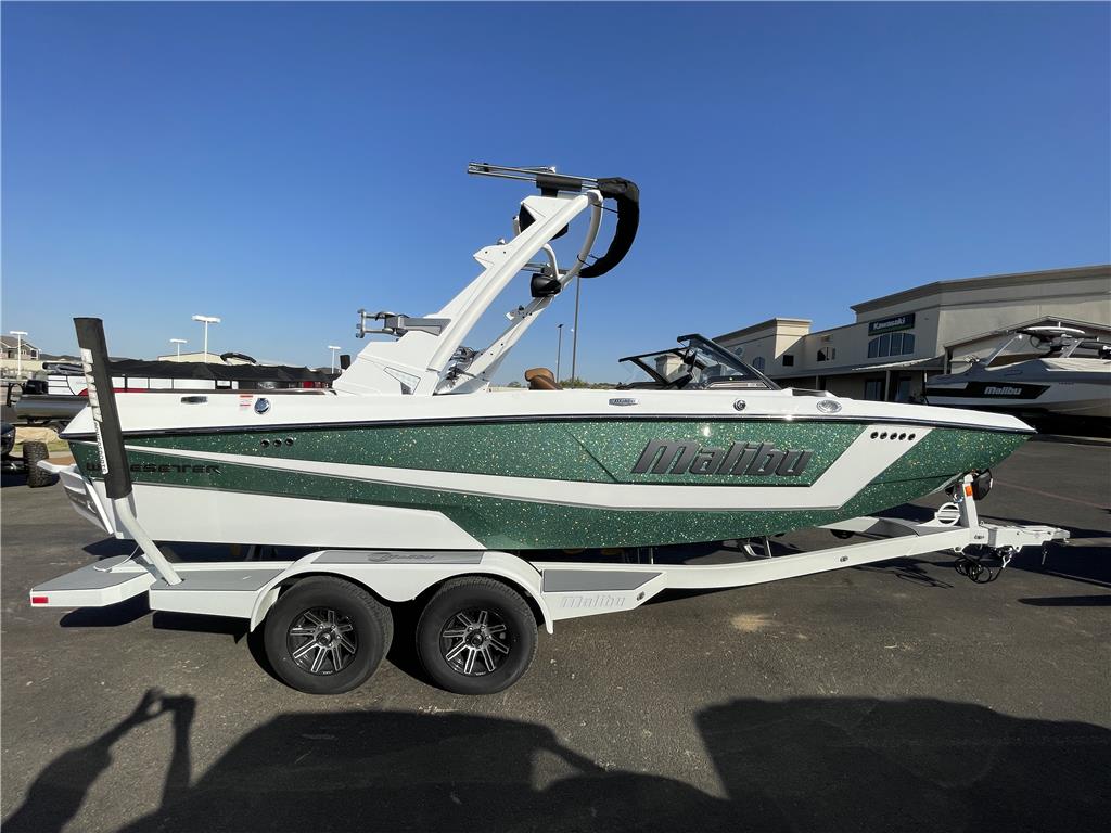 2024 Malibu Boats Wakesetter 21 LX