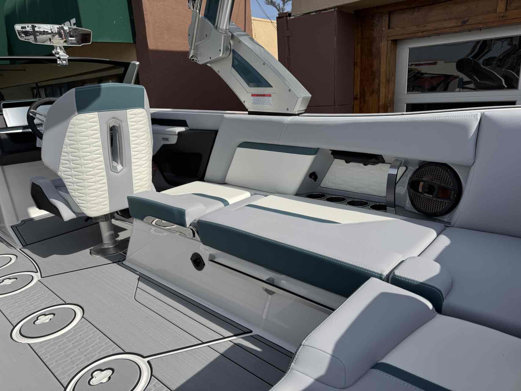 2025 MasterCraft X24