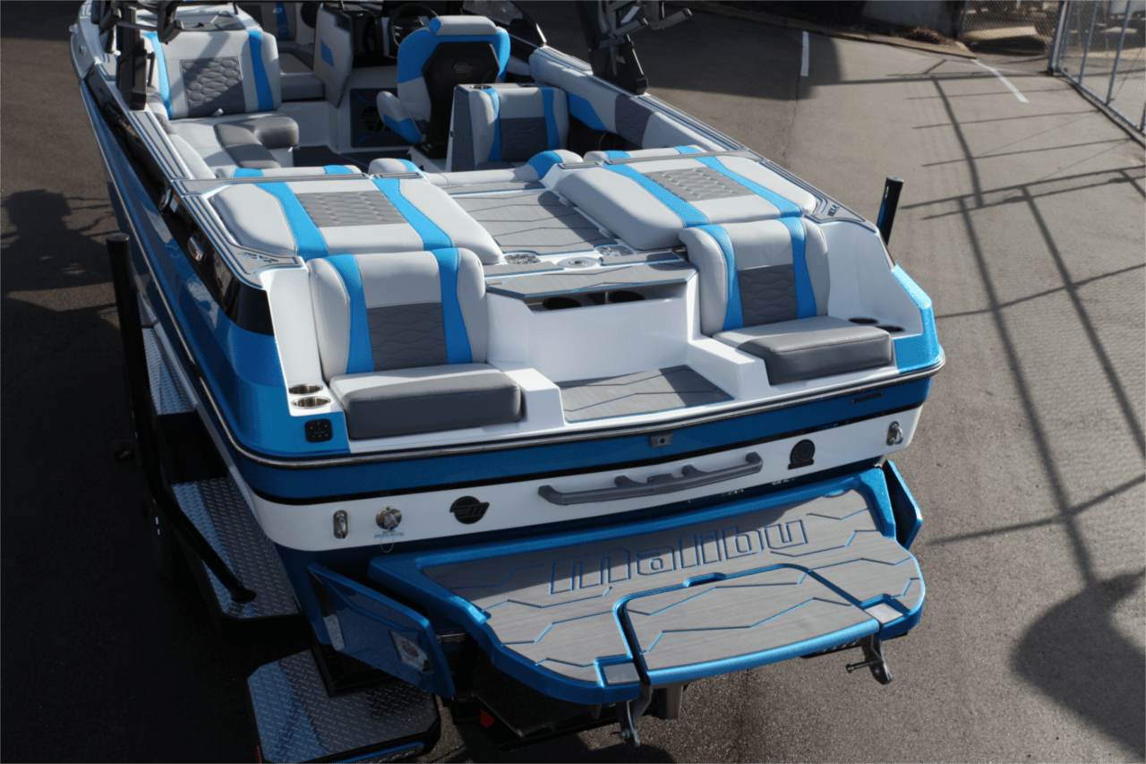 2025 Malibu 24 MXZ