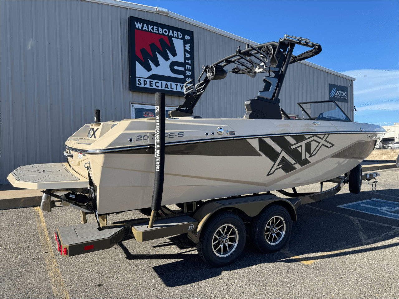 boat.Title