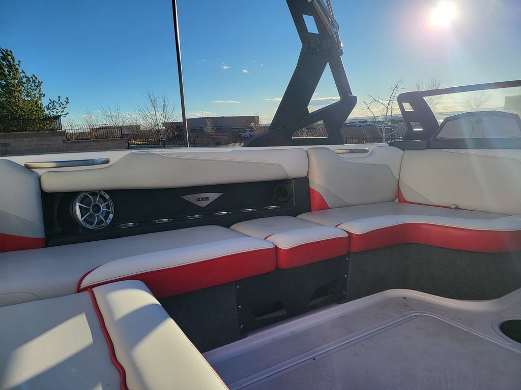 2017 Axis Wake Research T22