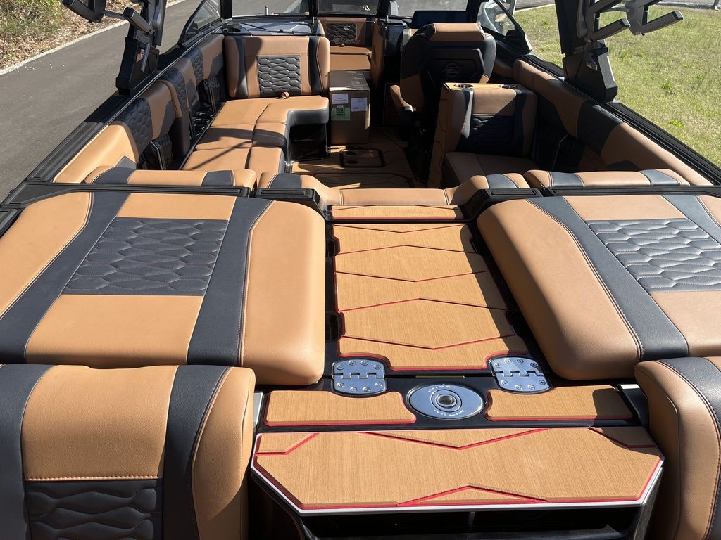2025 Malibu Boats 24 MXZ