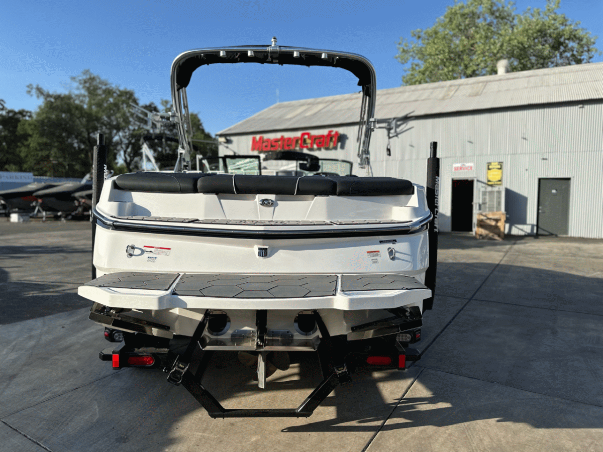 2019 MasterCraft NXT22