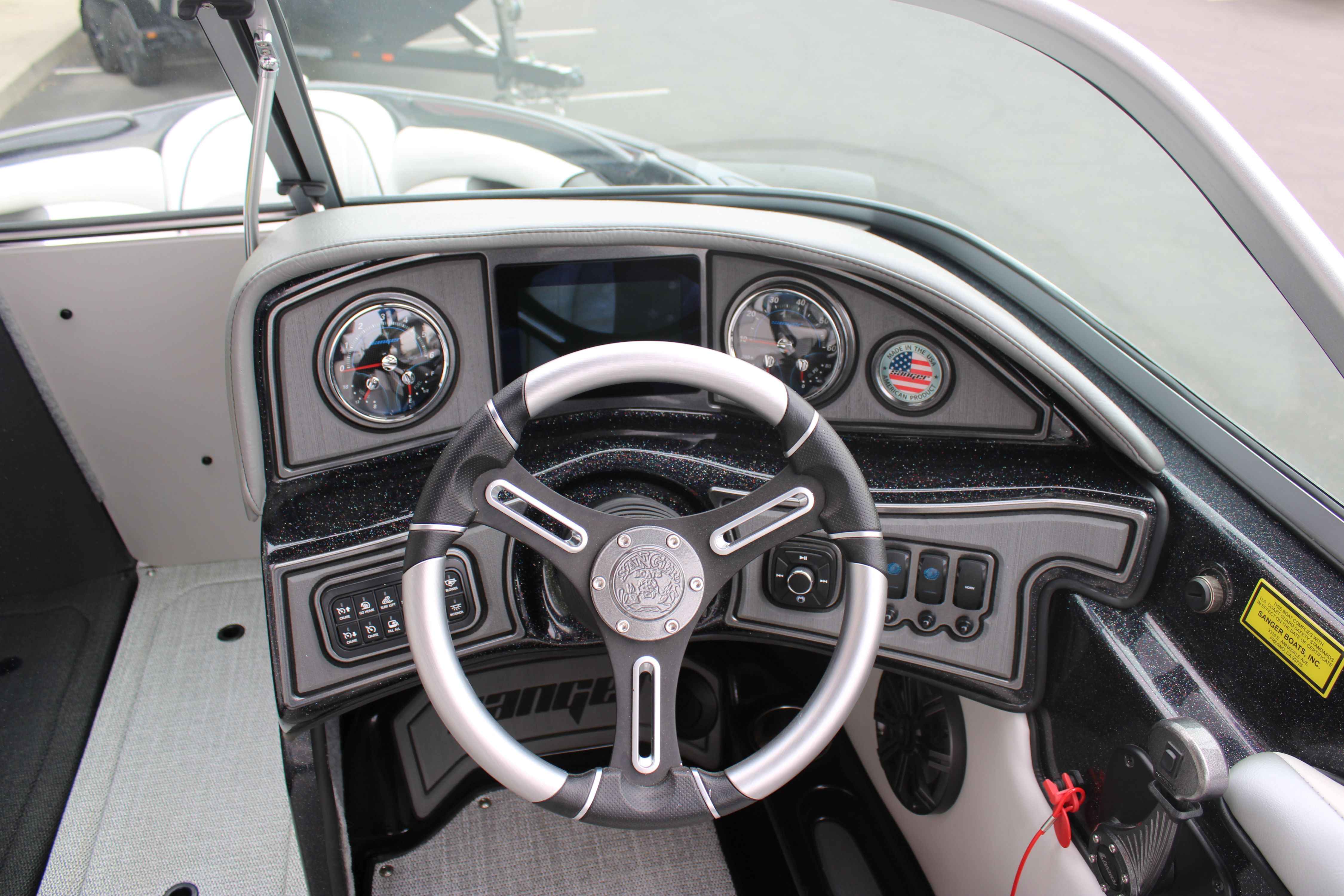 2023 Sanger V215 SX