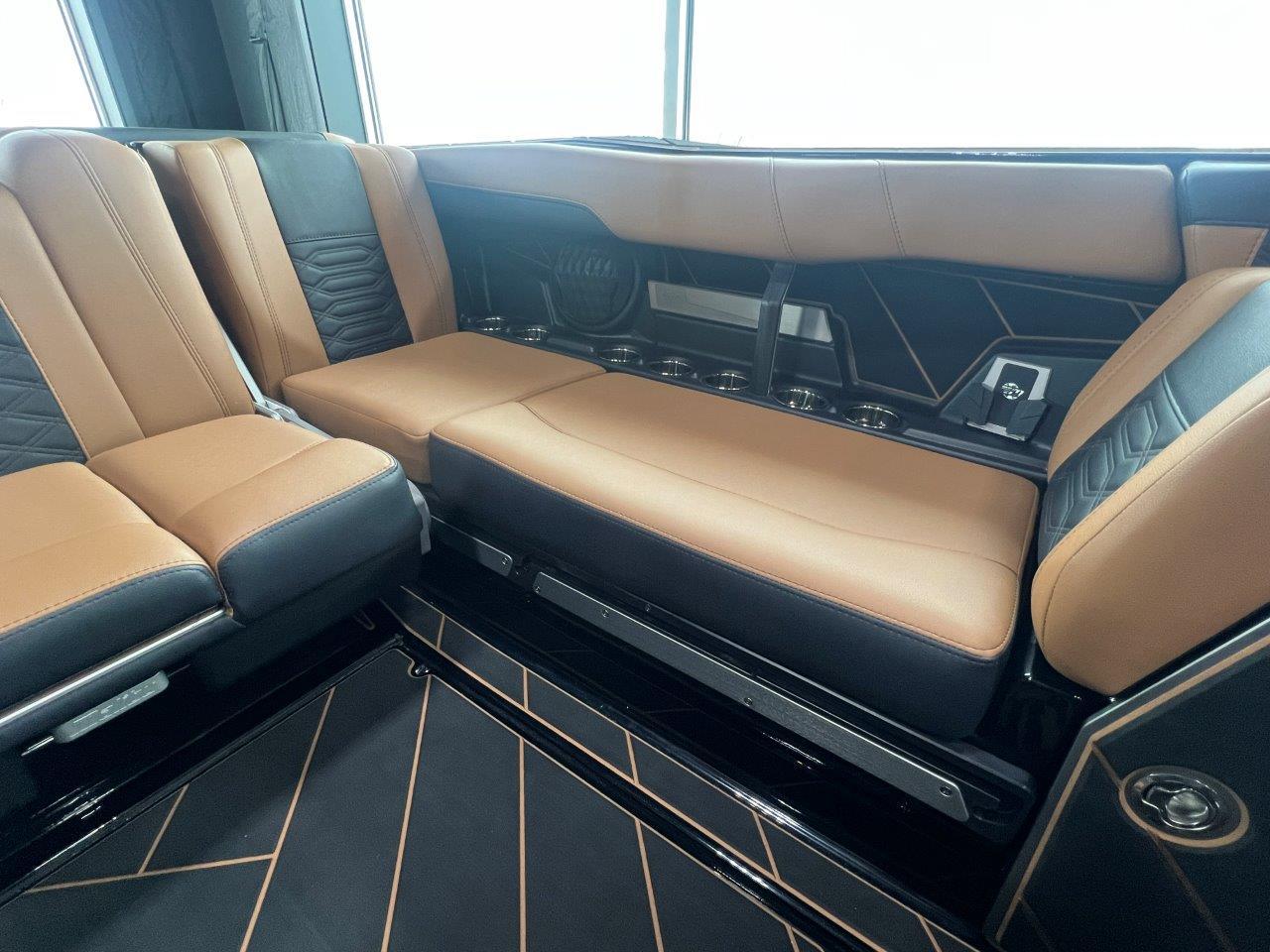 2024 Malibu 26 LSV