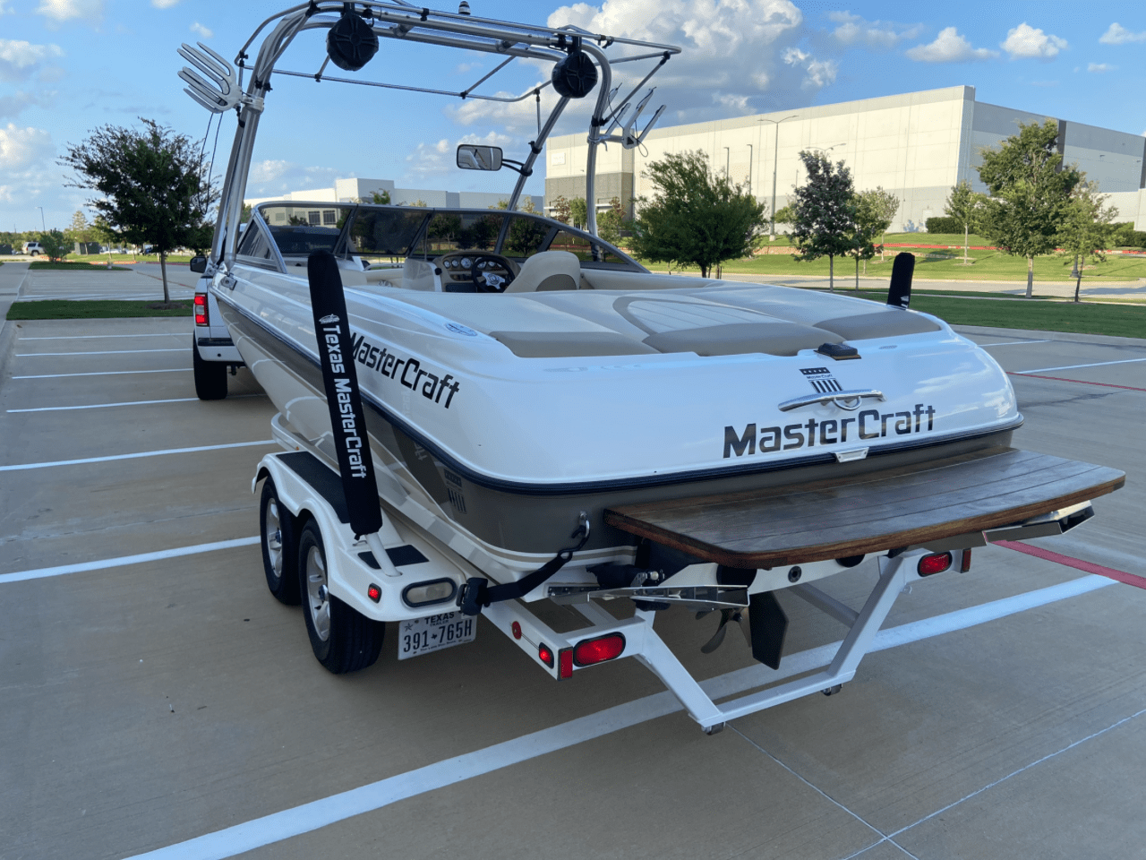 2004 Mastercraft Maristar 230VRS – Surf Setup – Excellent Condition