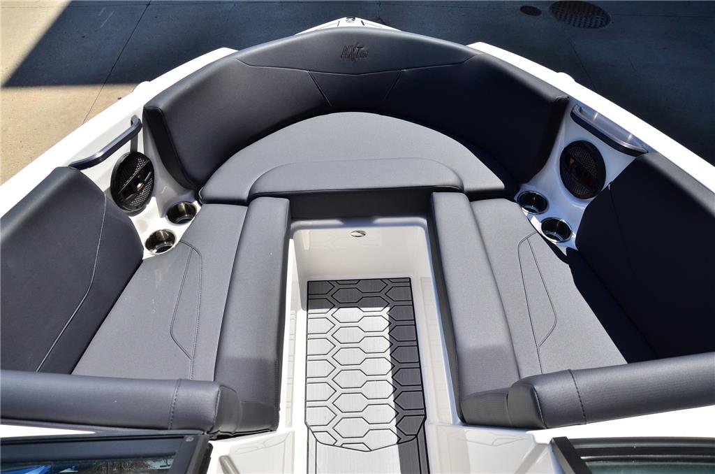 2023 MasterCraft NXT21 – Closeout pricing!