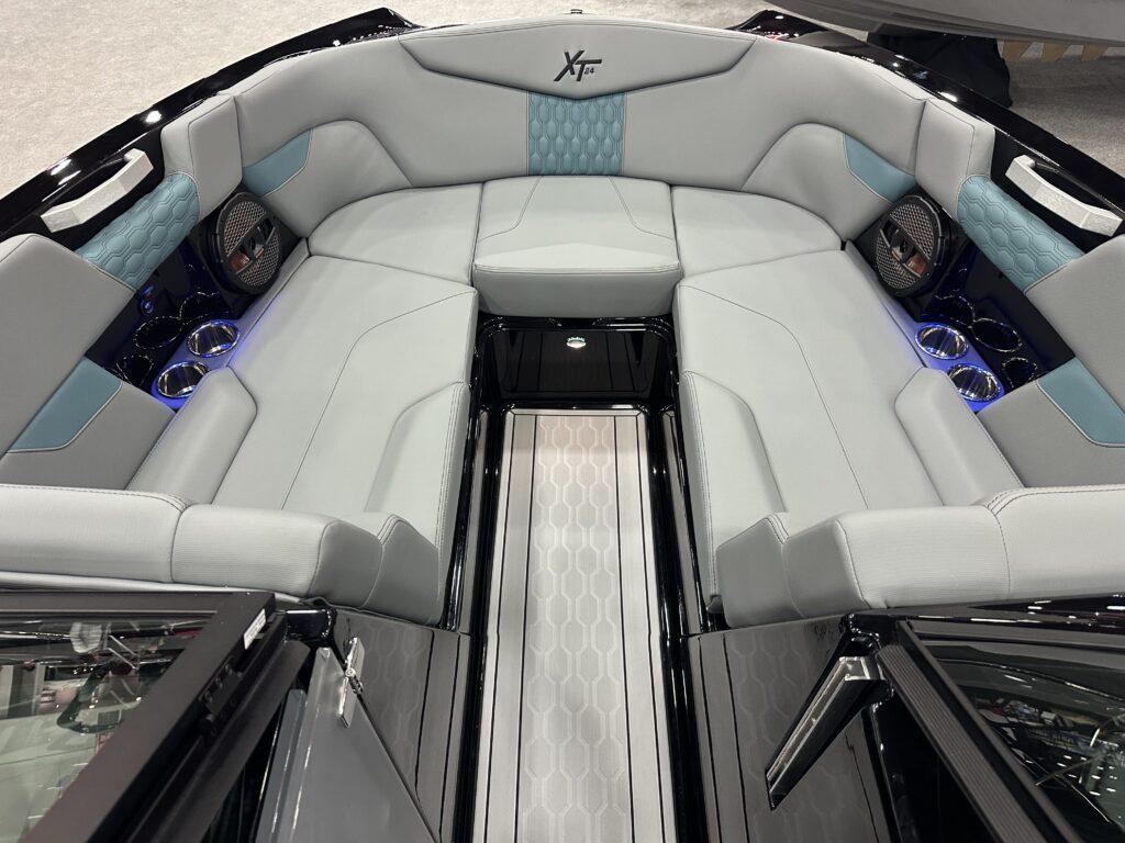 2025 MasterCraft XT24