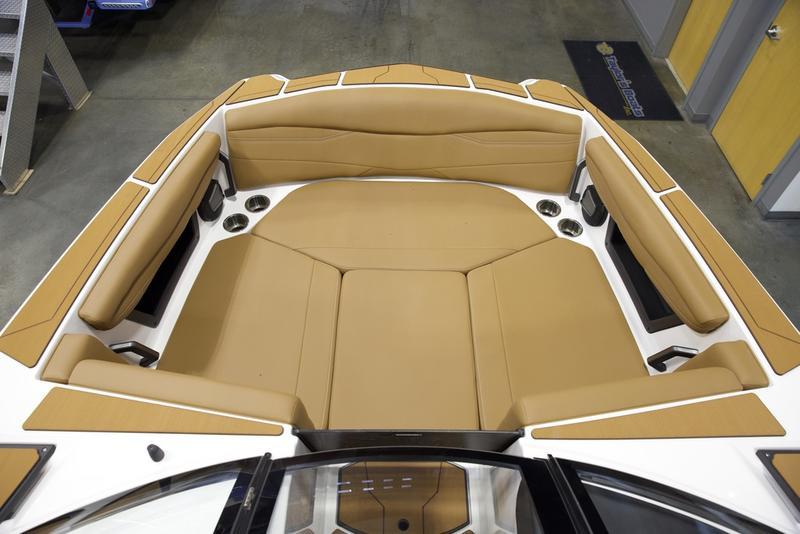 2025 Axis A225