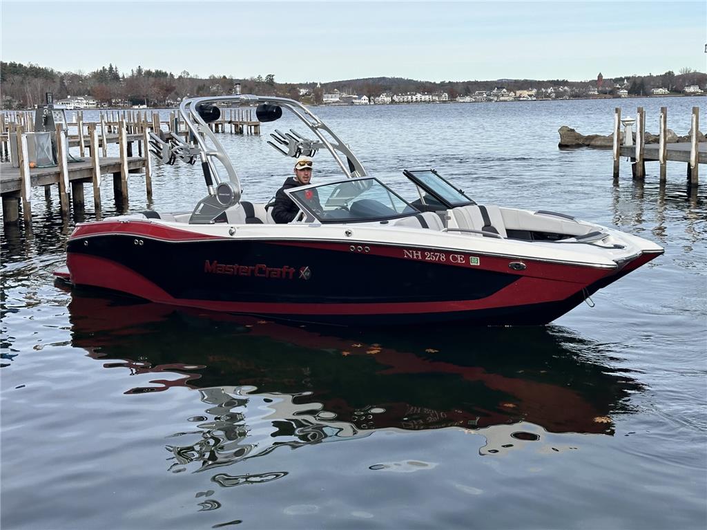 2021 MasterCraft X22