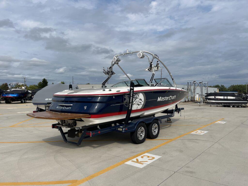 boat.Title