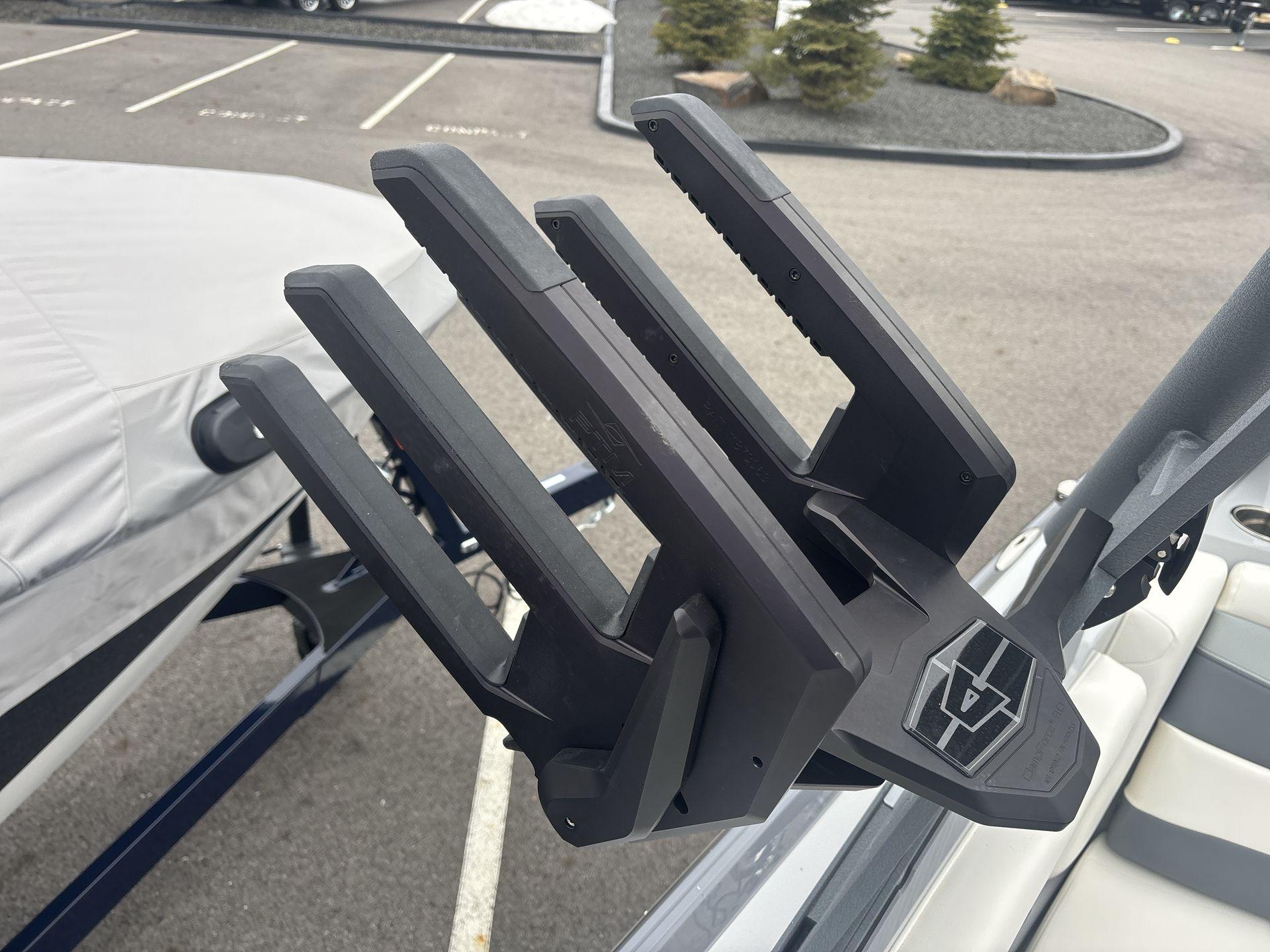 2025 Axis A225