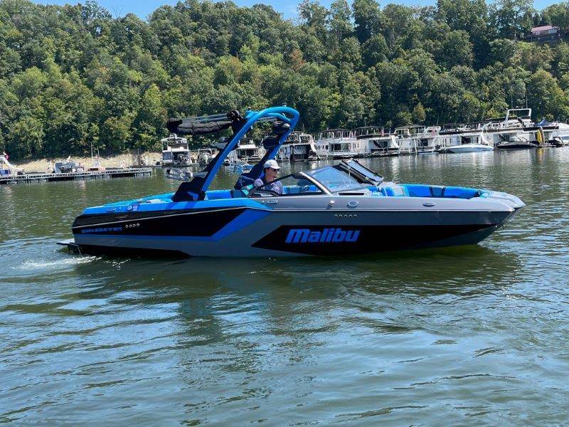 2024 Malibu 23 MXZ