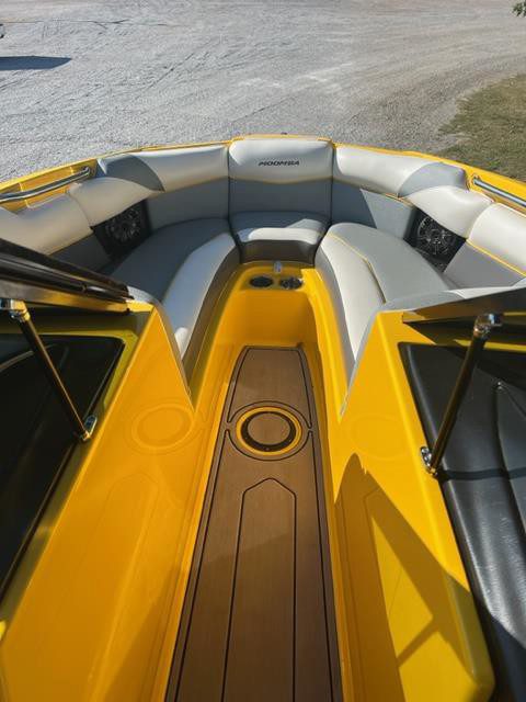 2015 Moomba Mojo Surf Edition