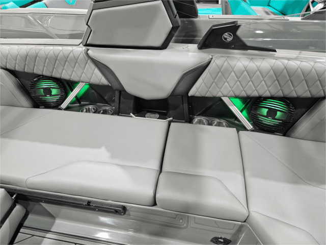 2024 Tige Z1 Surf Boat