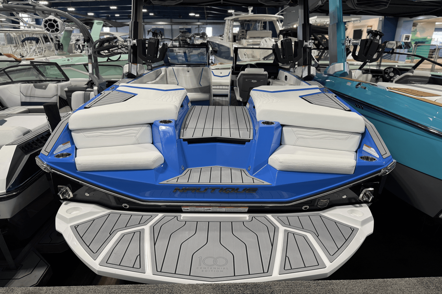 boat.Title