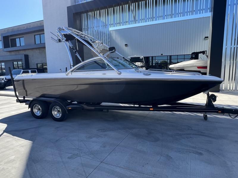 boat.Title